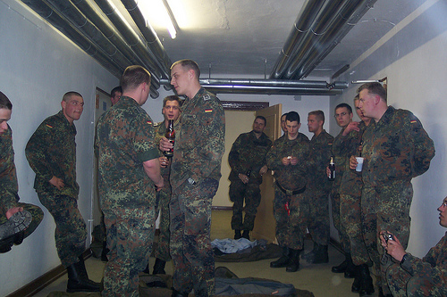 Wehrdienst verkürzt auf 6 Monate ©Flickr.com/funky1opti Wehrdienst verkürzt auf 6 Monate ©Flickr.com/funky1opti
