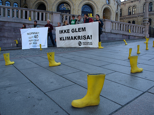 Demonstrieren für die Umsetzung der Klimaziele der EU ©Flickr/Natur og Ungdom Demonstrieren für die Umsetzung der Klimaziele der EU ©Flickr/Natur og Ungdom