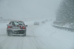 Schneeverwehungen auf der Autobahn ©Flickr/heipei Schneeverwehungen auf der Autobahn ©Flickr/heipei